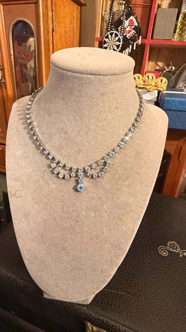 Vintage Rhinestone Choker - Picture 5 of 5
